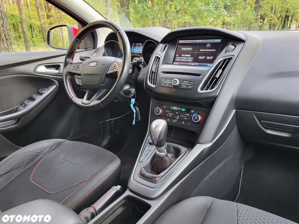 Ford Focus 1.5 EcoBoost STart-Stopp-System ST-LINE - 10