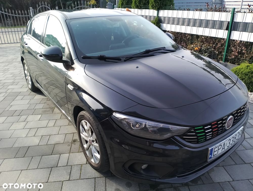 Fiat Tipo 1.4 16v Lounge EU6d - 10