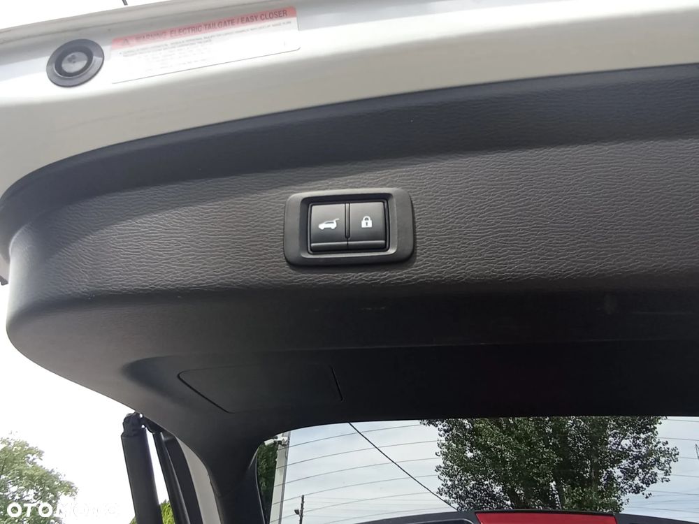 Mitsubishi Outlander Intense - 25