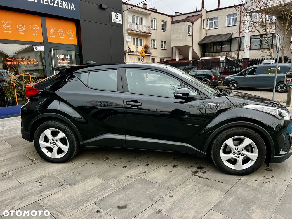 Toyota C-HR Business-Edition - 8