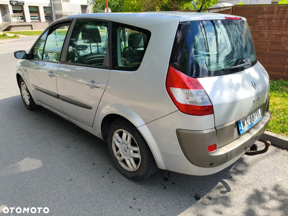 Renault Grand Scenic Gr 2.0 16V Emotion - 9
