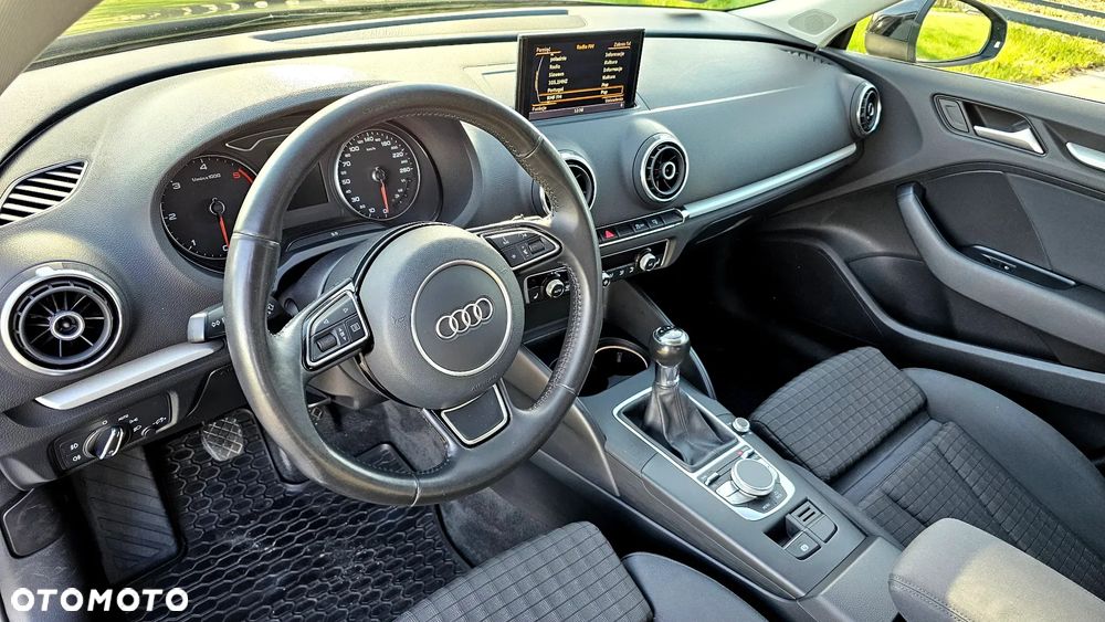 Audi A3 Sportback - 12