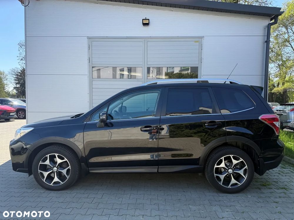 Subaru Forester 2.0XT Platinum Lineartronic - 4