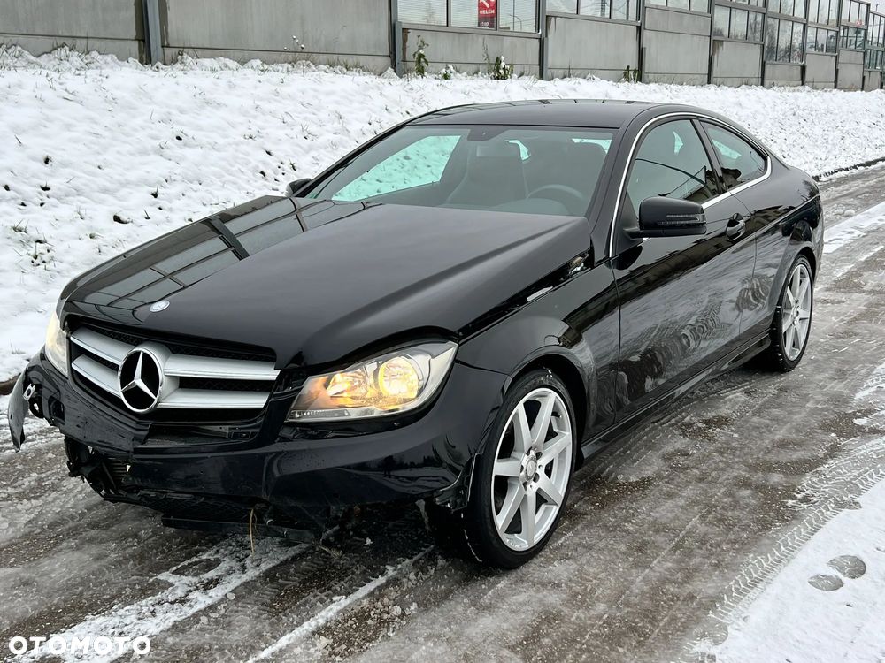 Mercedes-Benz Klasa C 180 Edition - 9