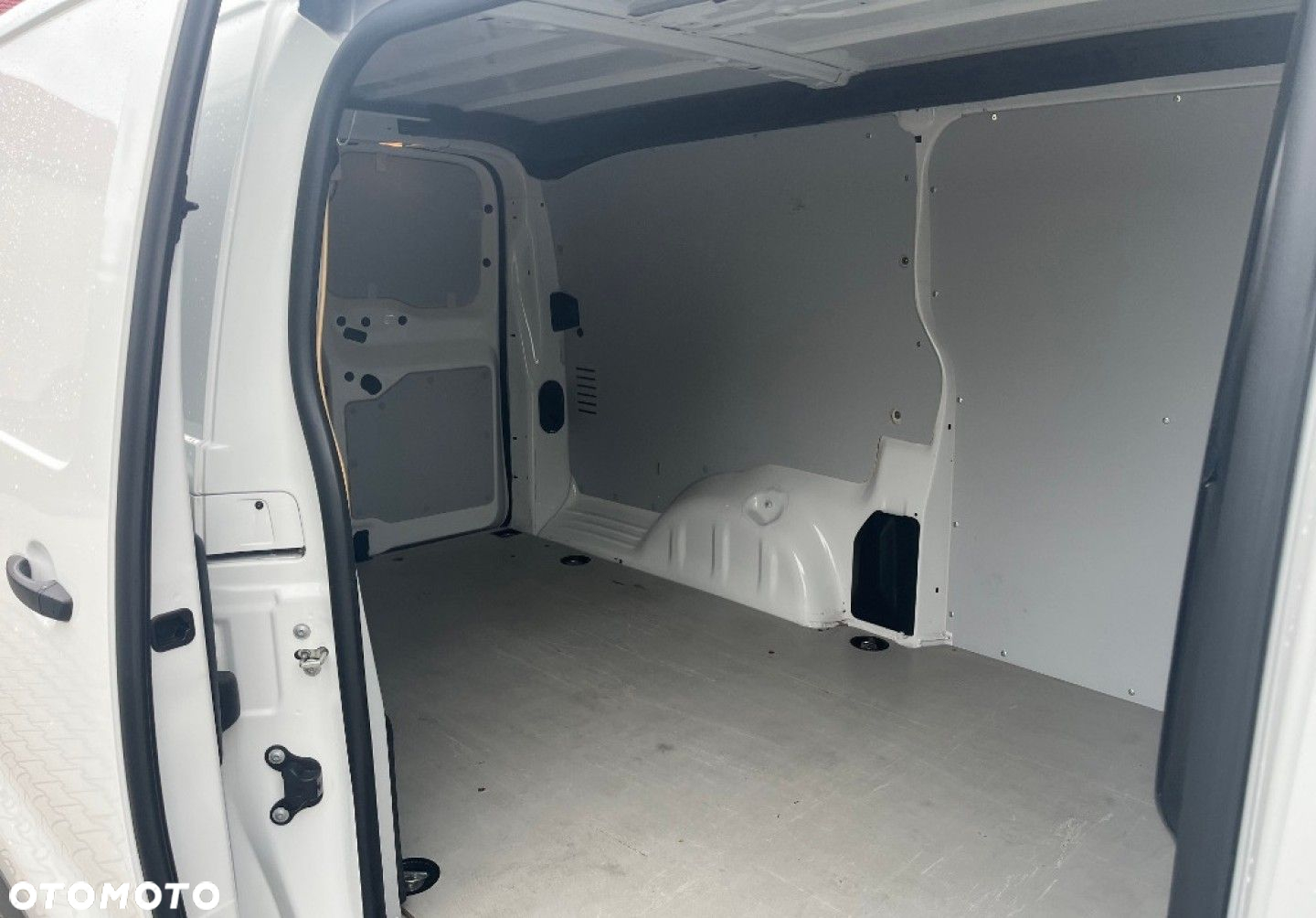 Opel VIVARO - 12