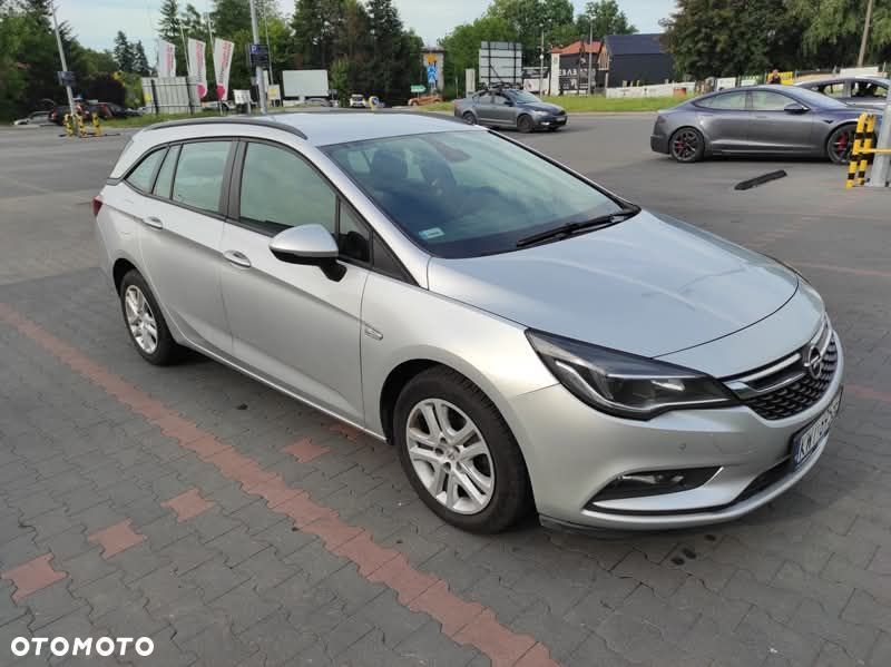 Opel Astra 1.6 CDTI Elite S&S - 4