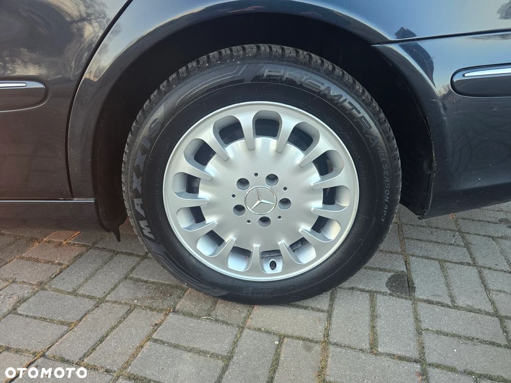 Mercedes-Benz Klasa E 280 CDI 4Matic Automatik Avantgarde DPF - 13