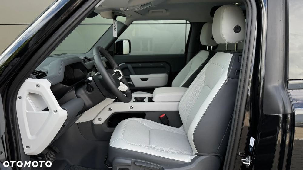 Land Rover Defender 3.0 D250 mHEV S - 7