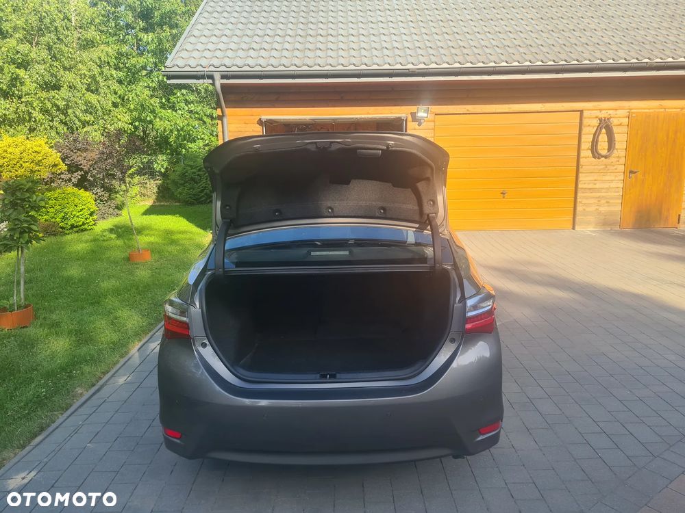 Toyota Corolla 1.6 Comfort - 9