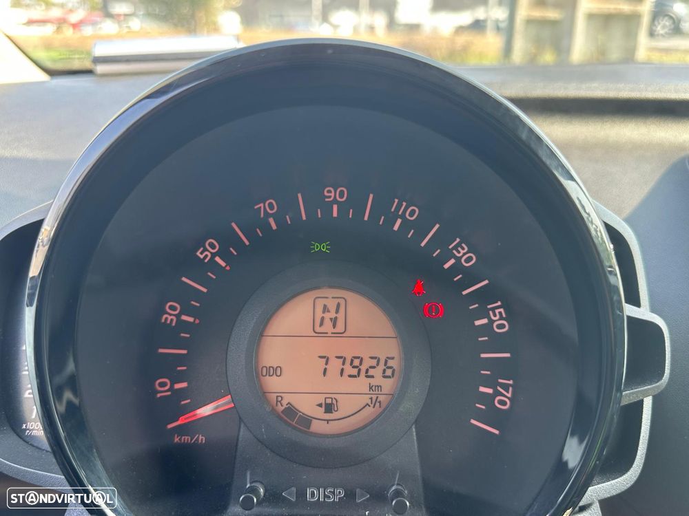 Citroën C1 1.0 VTi Feel ETG - 10