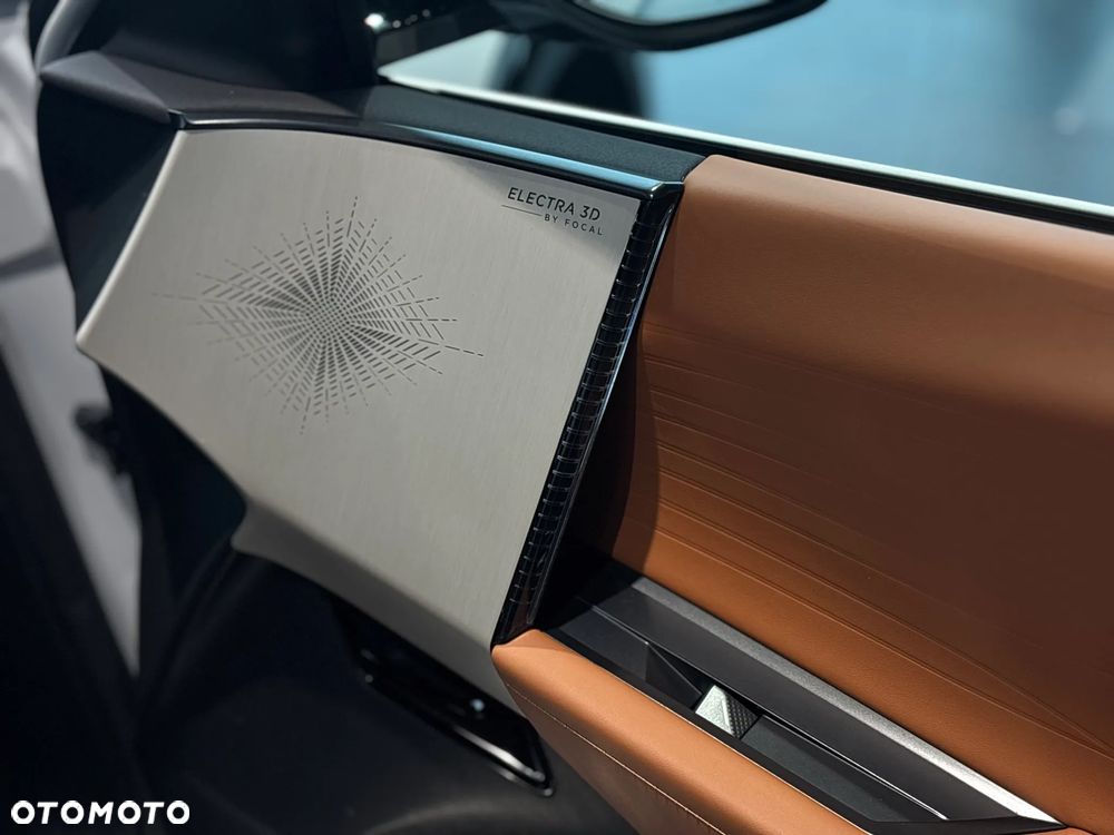 DS Automobiles N°8 - 17