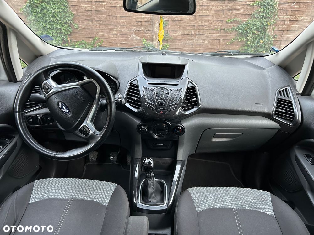 Ford EcoSport - 26