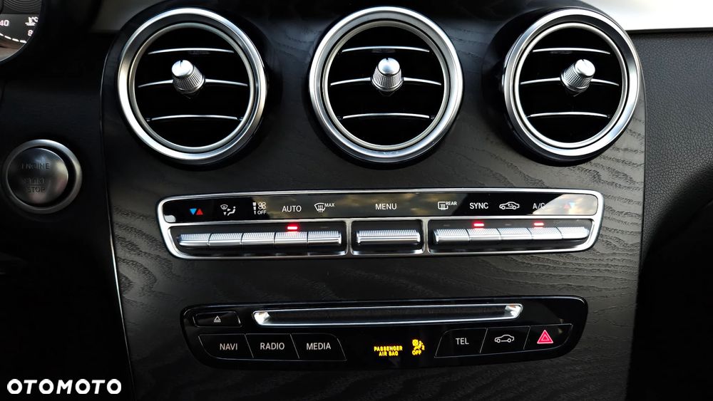 Mercedes-Benz GLC 220 d 4-Matic - 30