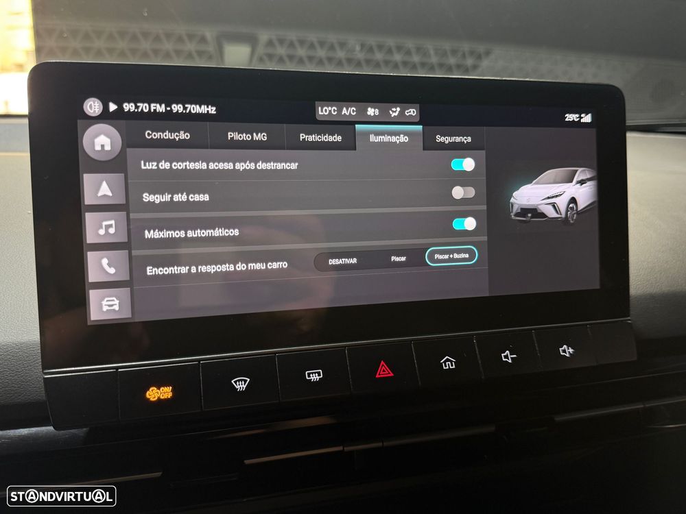 MG MG4 64 kWh Luxury - 41