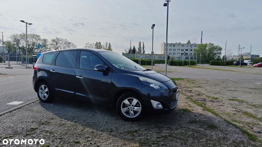 Renault Scenic 1.9 dCi Privilege - 4