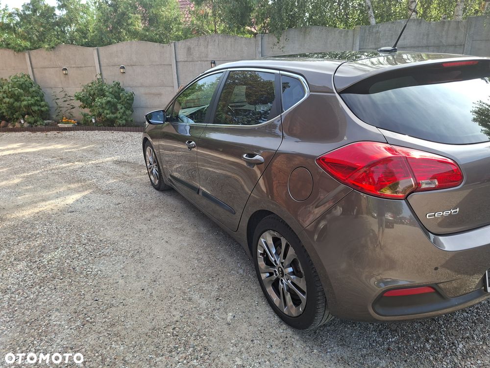 Kia Ceed 1.6 GDI DCT Platinum Edition - 5