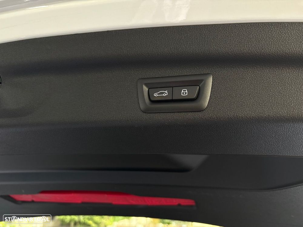 BMW 218 Active Tourer i Auto - 37