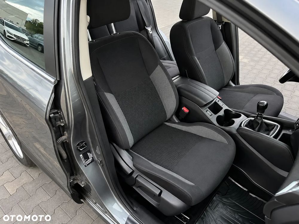Nissan Qashqai 1.3 DIG-T Acenta - 23