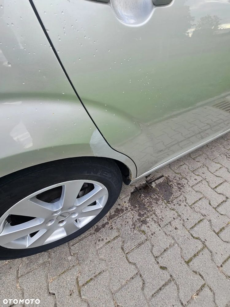 Toyota Corolla Verso 1.8 Sol + 7os - 6