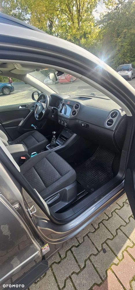 Volkswagen Tiguan 2.0 TDI 4Mot Track&Field - 9