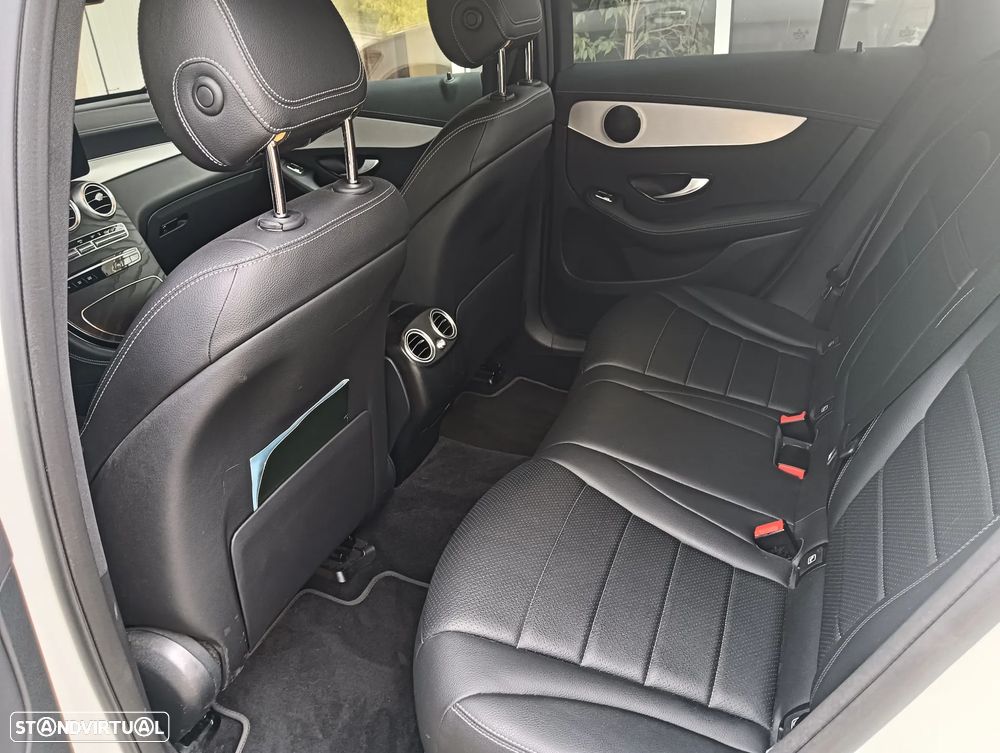 Mercedes-Benz GLC 220 d 4Matic 9G-TRONIC AMG Line Plus - 8