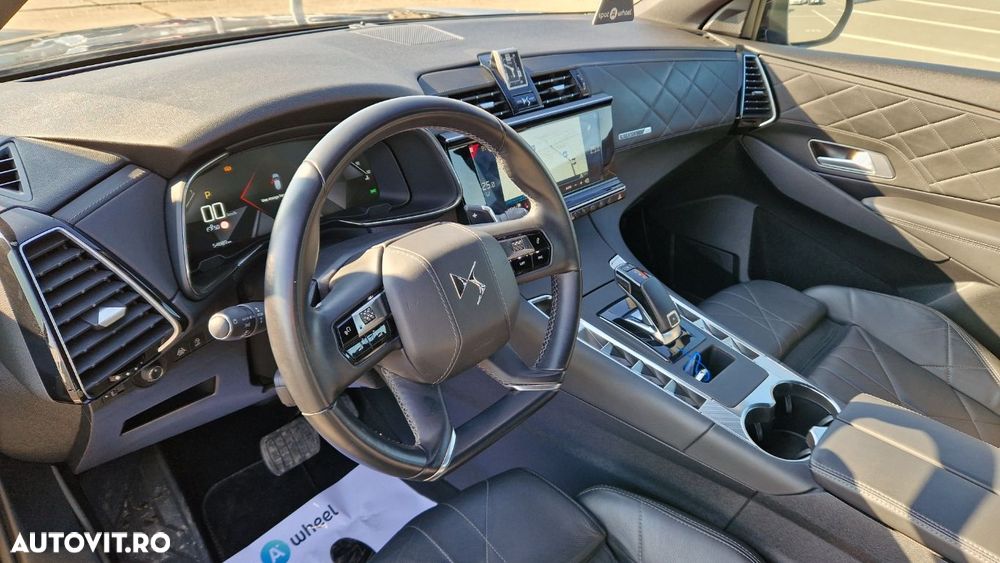 DS Automobiles DS 7 Crossback - 11