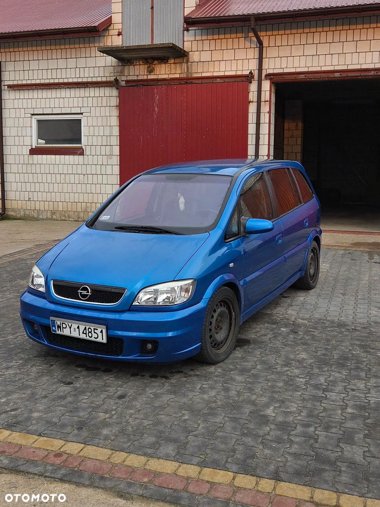 Opel Zafira 2.0 OPC - 1