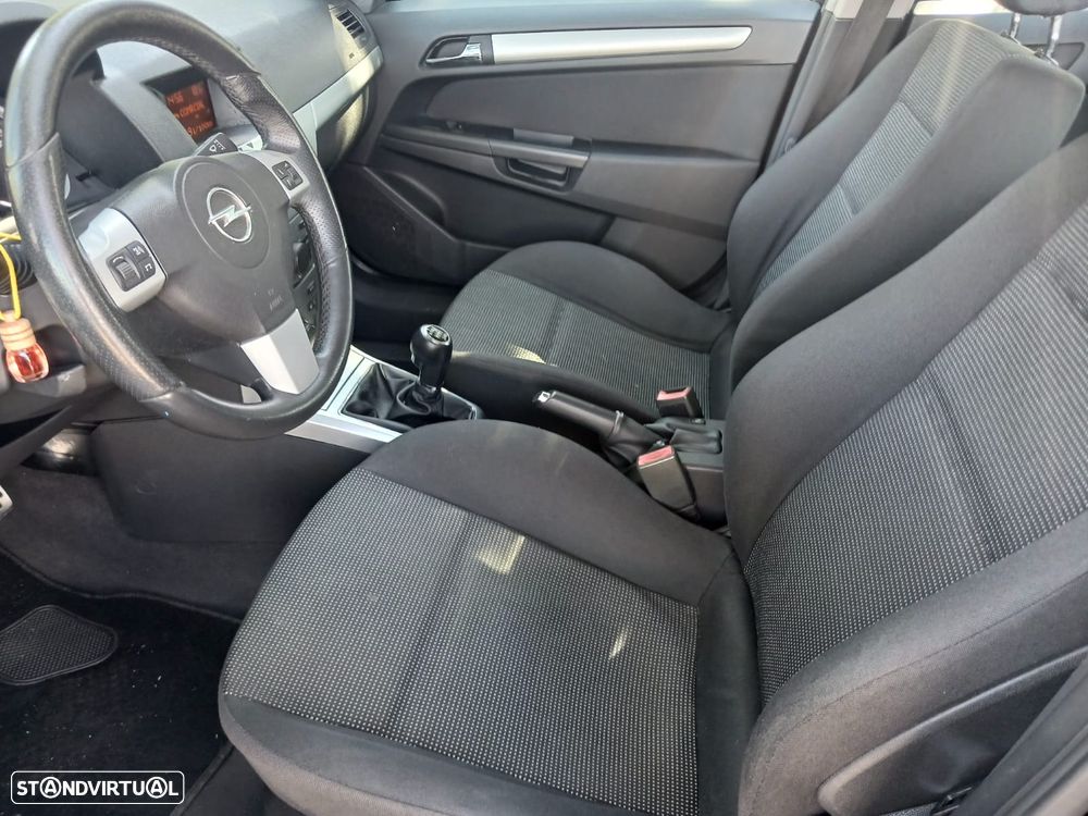 Opel Astra Caravan 1.7 CDTi Cosmo - 29