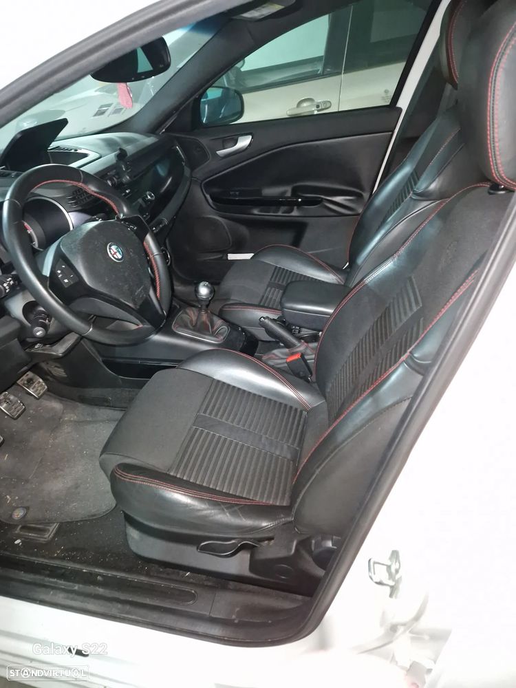 Alfa Romeo Giulietta - 14