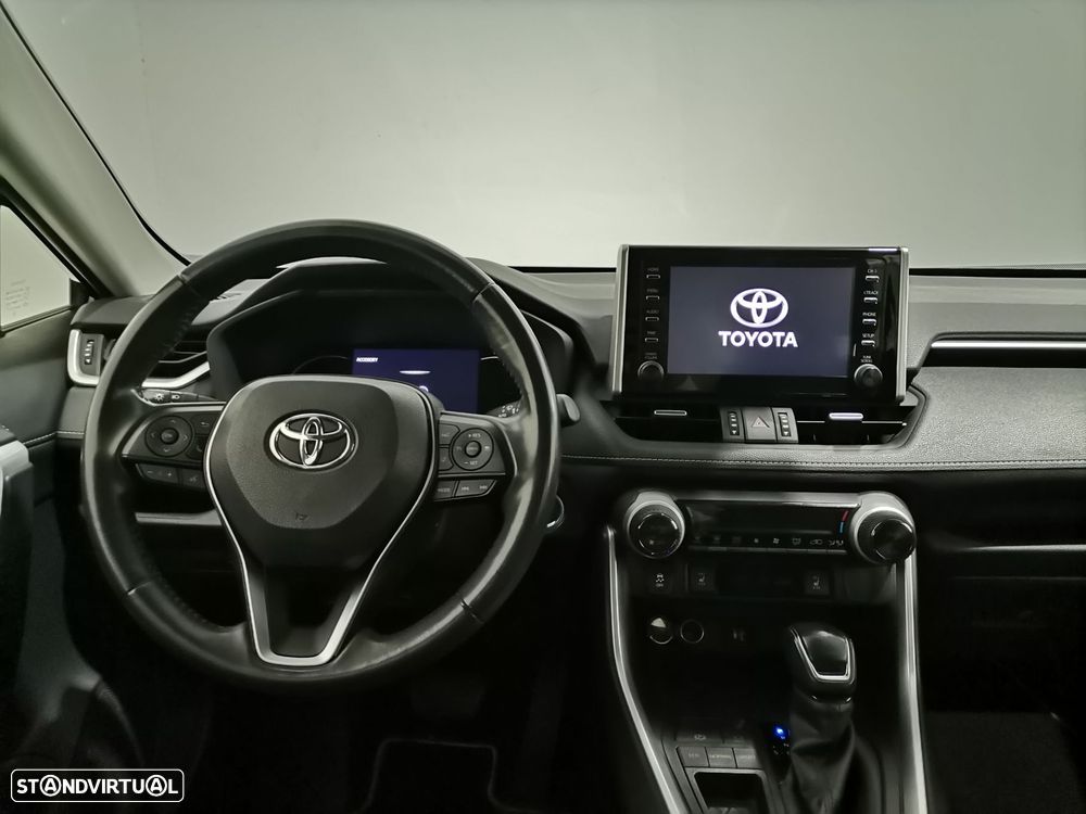 Toyota RAV4 - 10
