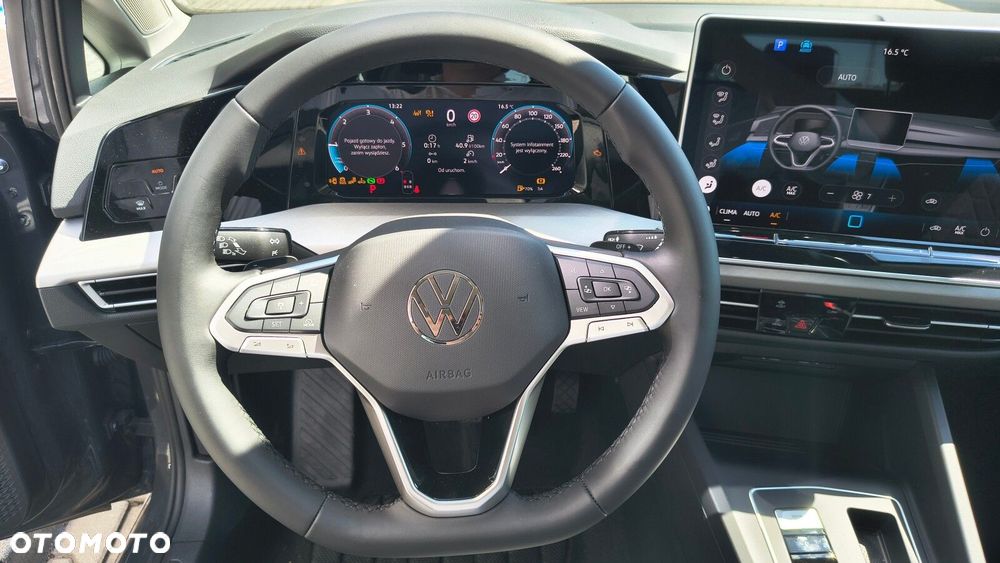 Volkswagen Golf Variant - 16