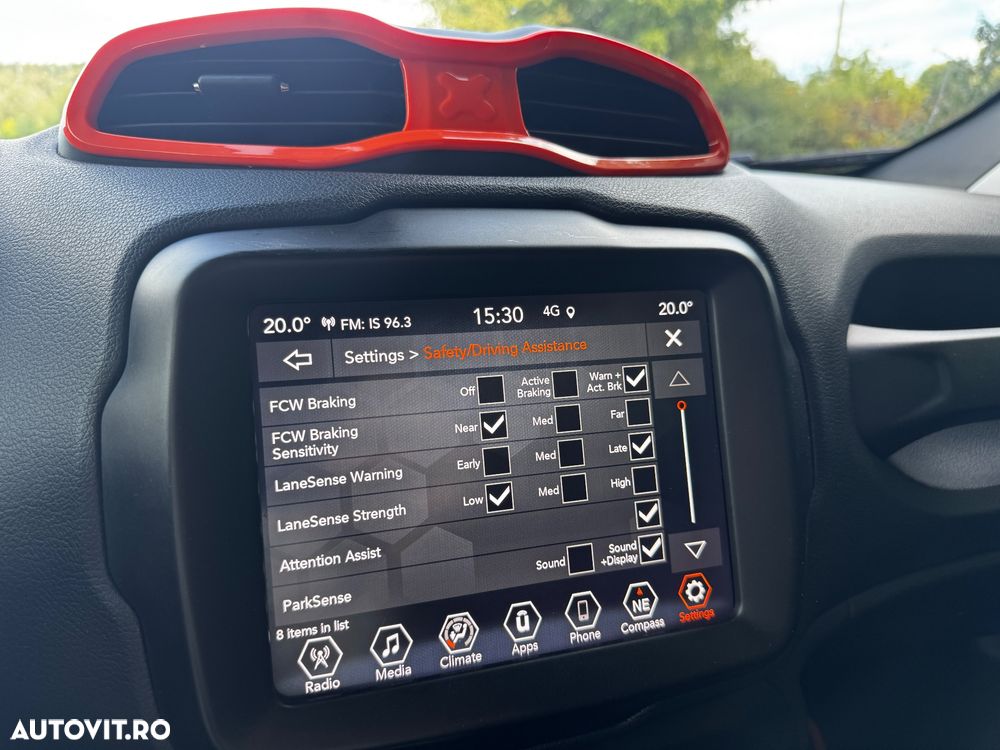 Jeep Renegade 1.3T 4xe AT6 PHEV Limited - 16