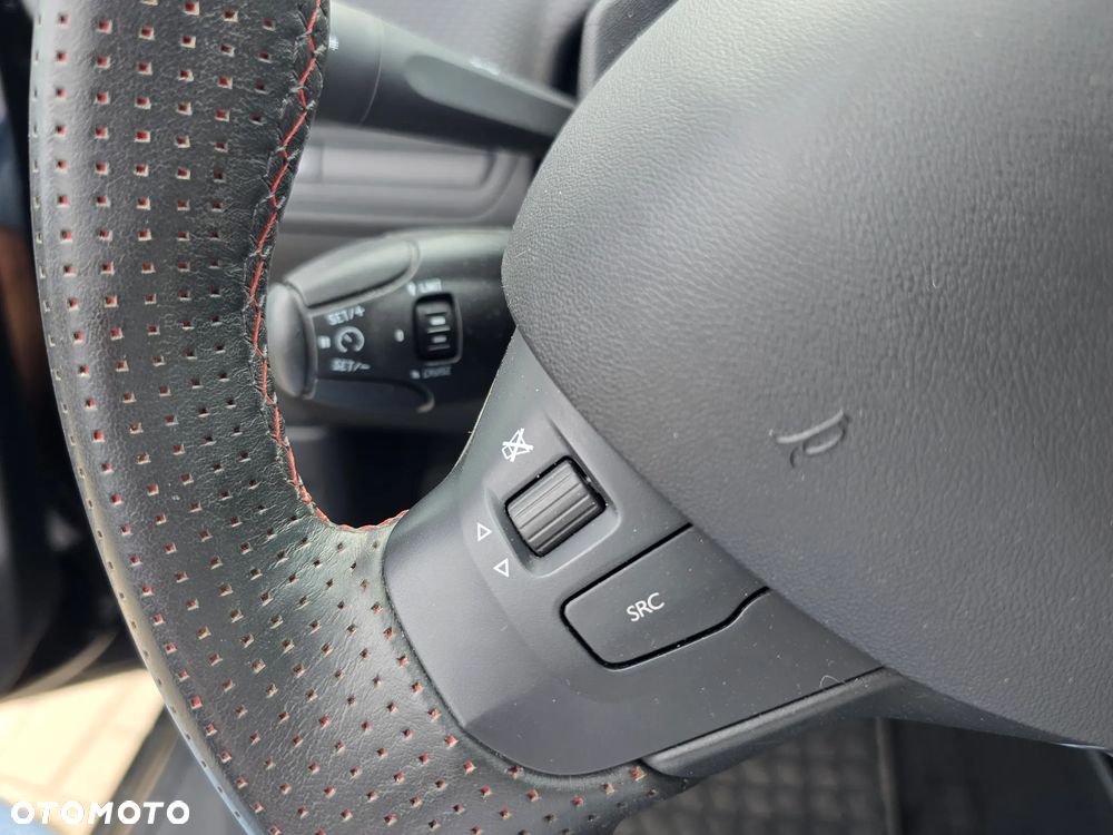 Peugeot 2008 - 30