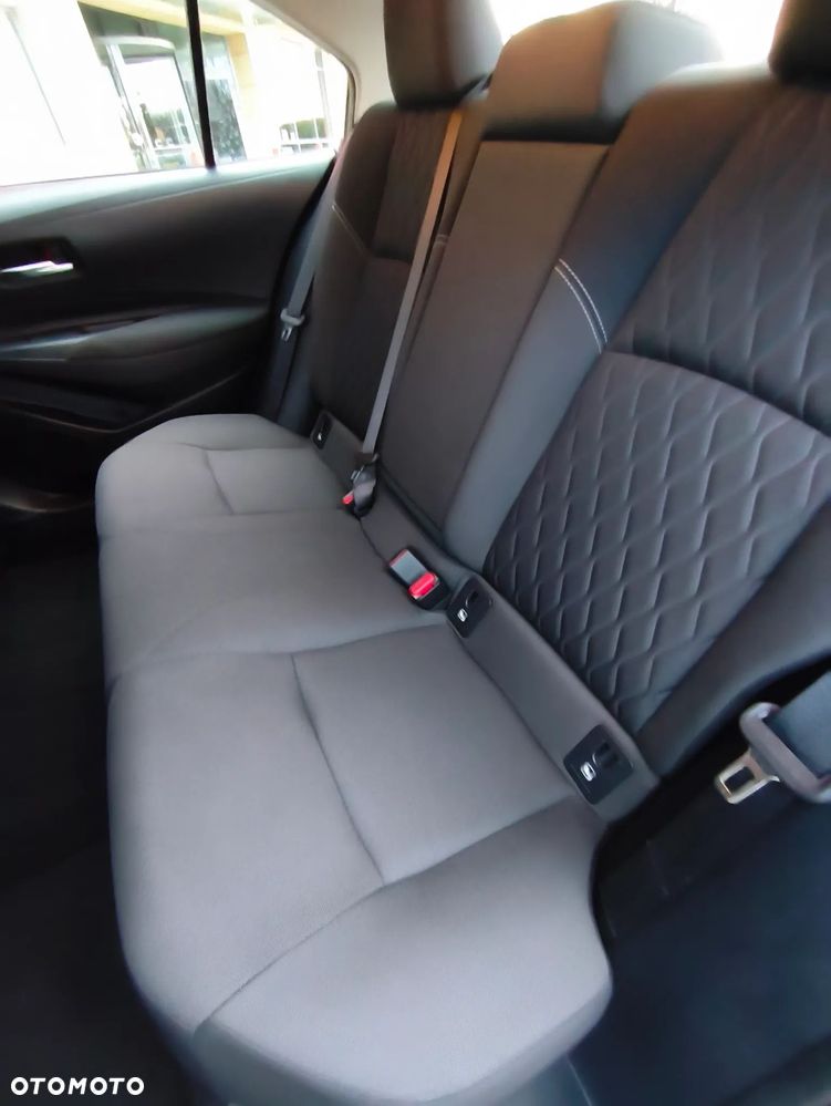 Toyota Corolla 1.5 Comfort - 12