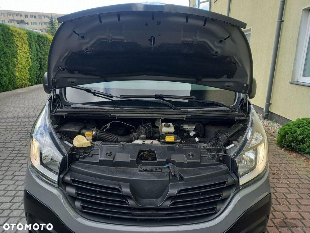 Renault Trafic - 17