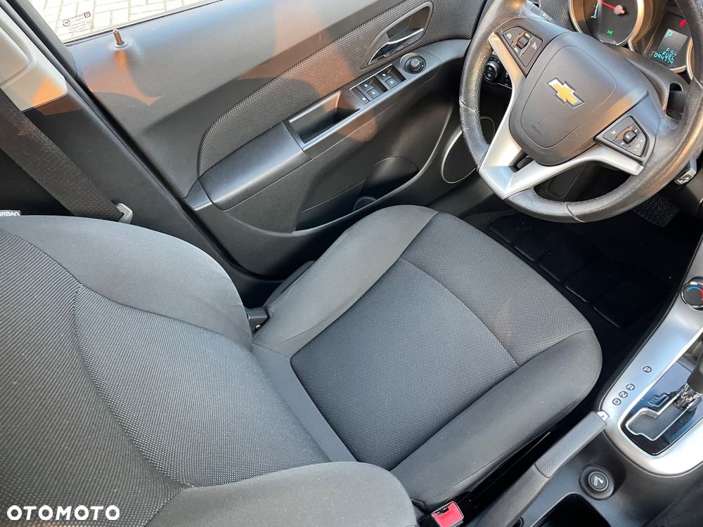 Chevrolet Cruze - 18