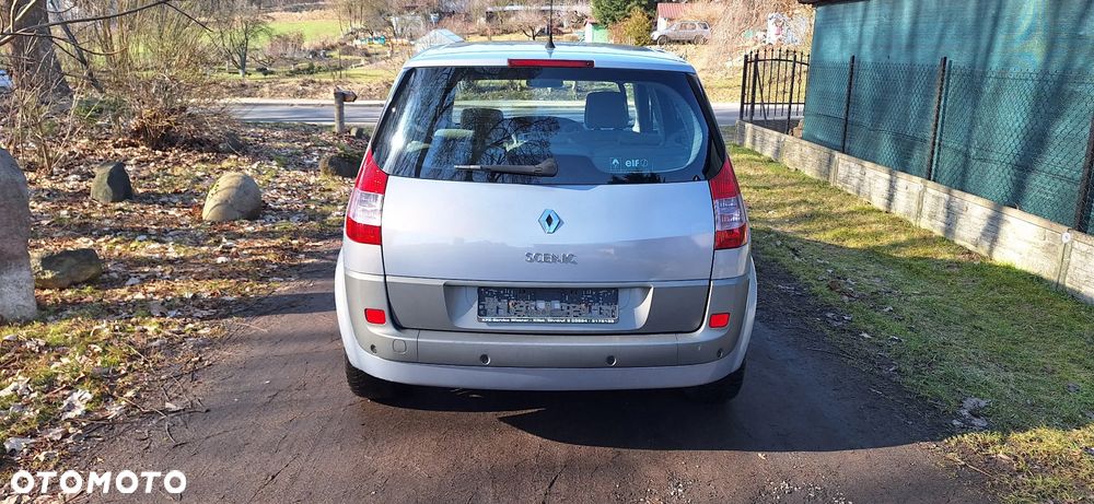 Renault Scenic 2.0 16V Luxe Expression - 4