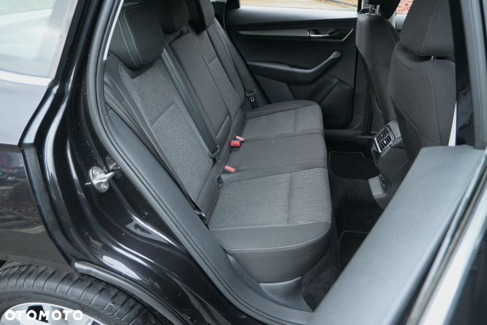 Skoda Karoq 1.5 TSI ACT DSG Ambition - 28