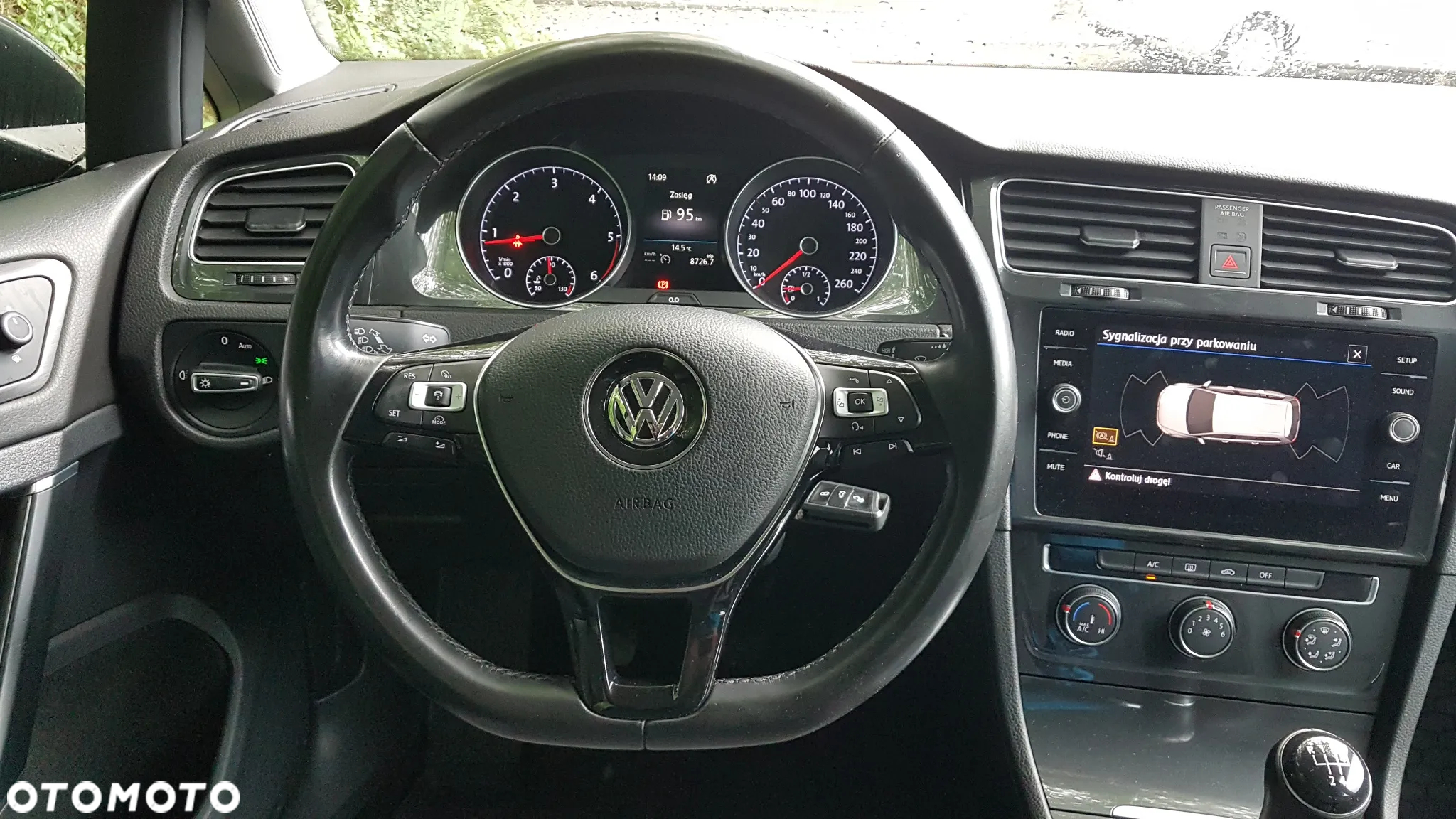 Volkswagen Golf VII 1.6 TDI BMT Comfortline - 10