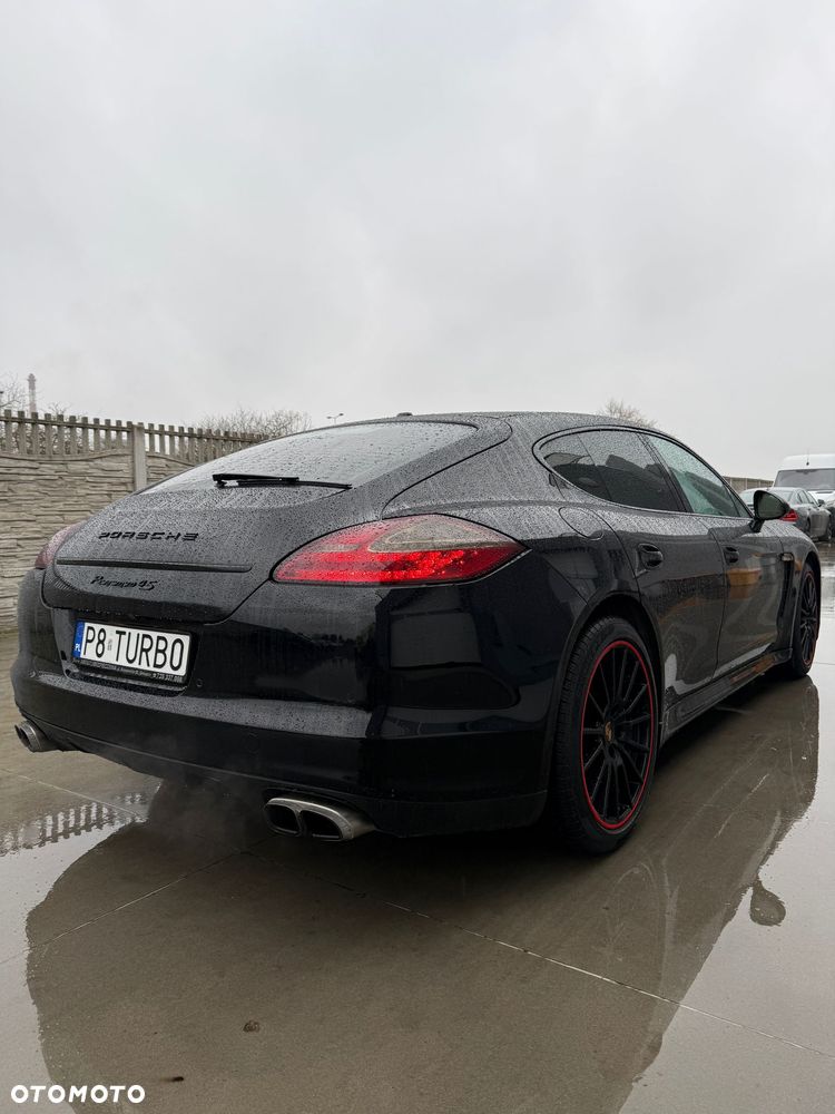 Porsche Panamera 4S PDK - 3