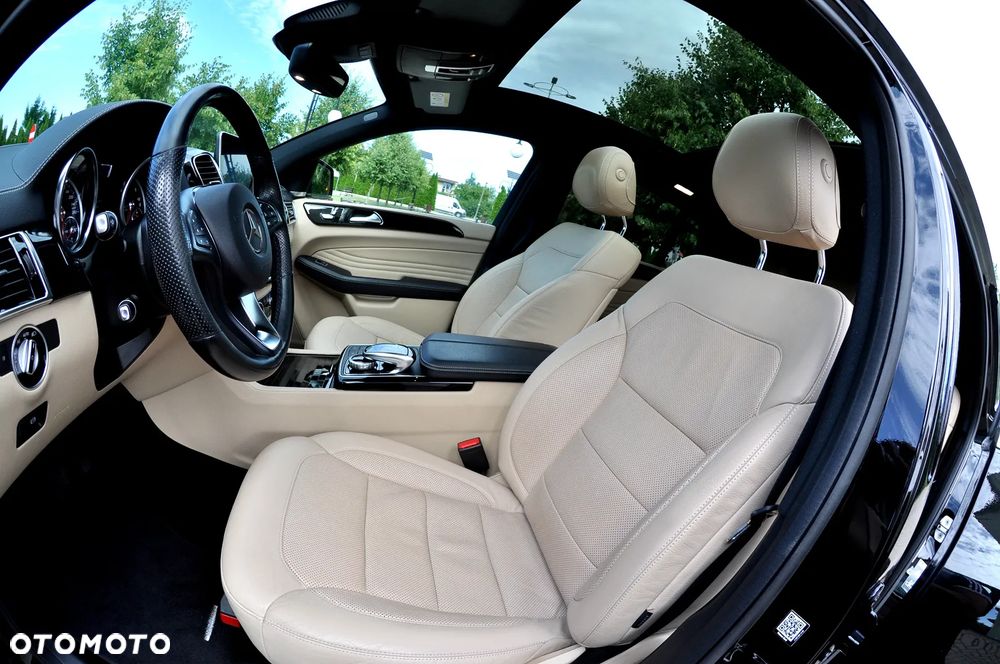 Mercedes-Benz GLE - 27