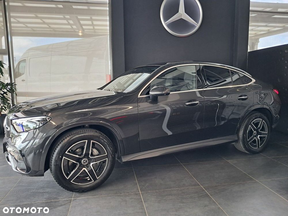 Mercedes-Benz GLC - 11