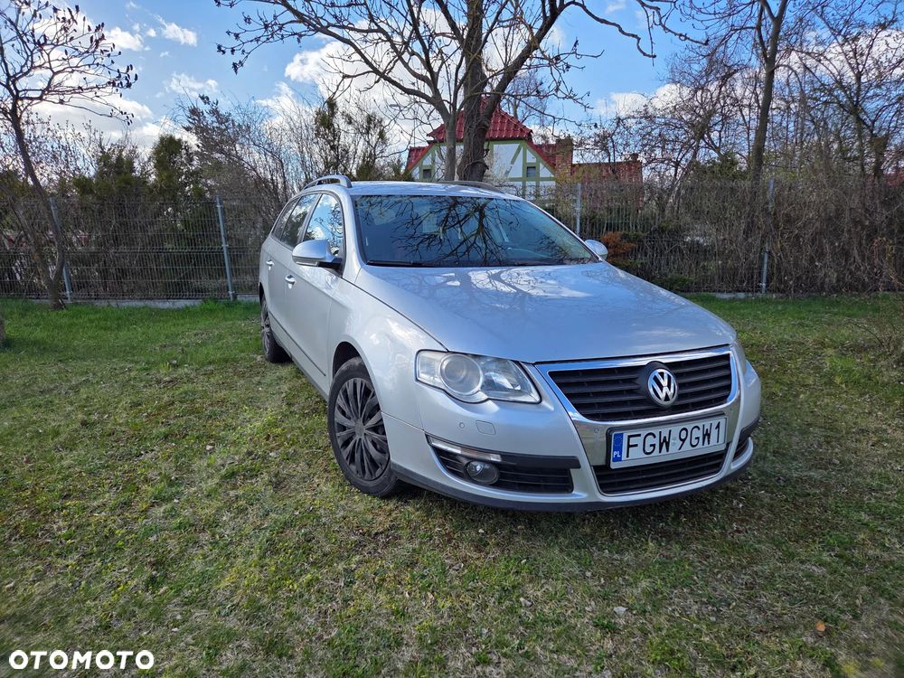 Volkswagen Passat 2.0 TDI Highline DSG - 2