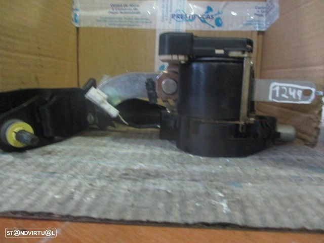 Pre-Tensor 33029966A NISSAN MICRA 2004 5P FE - 2
