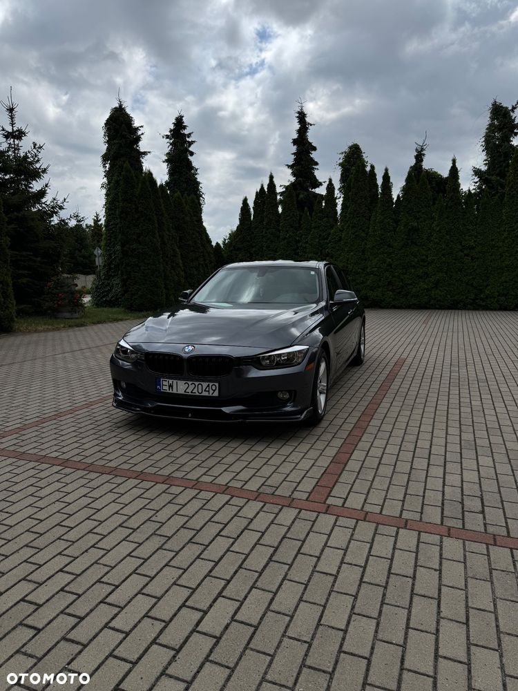BMW Seria 3 328i - 4