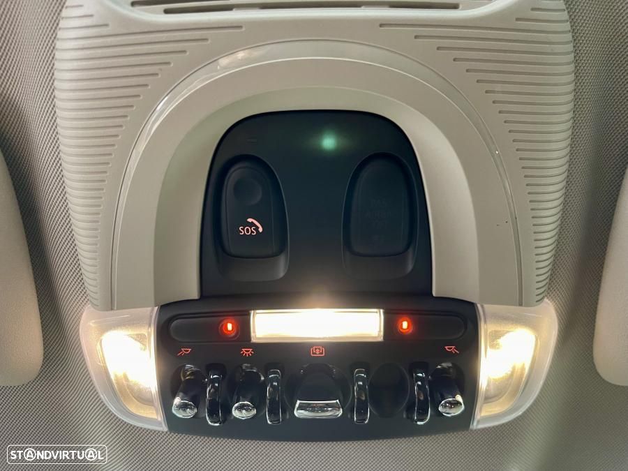 MINI Countryman Cooper SE ALL4 Auto - 29