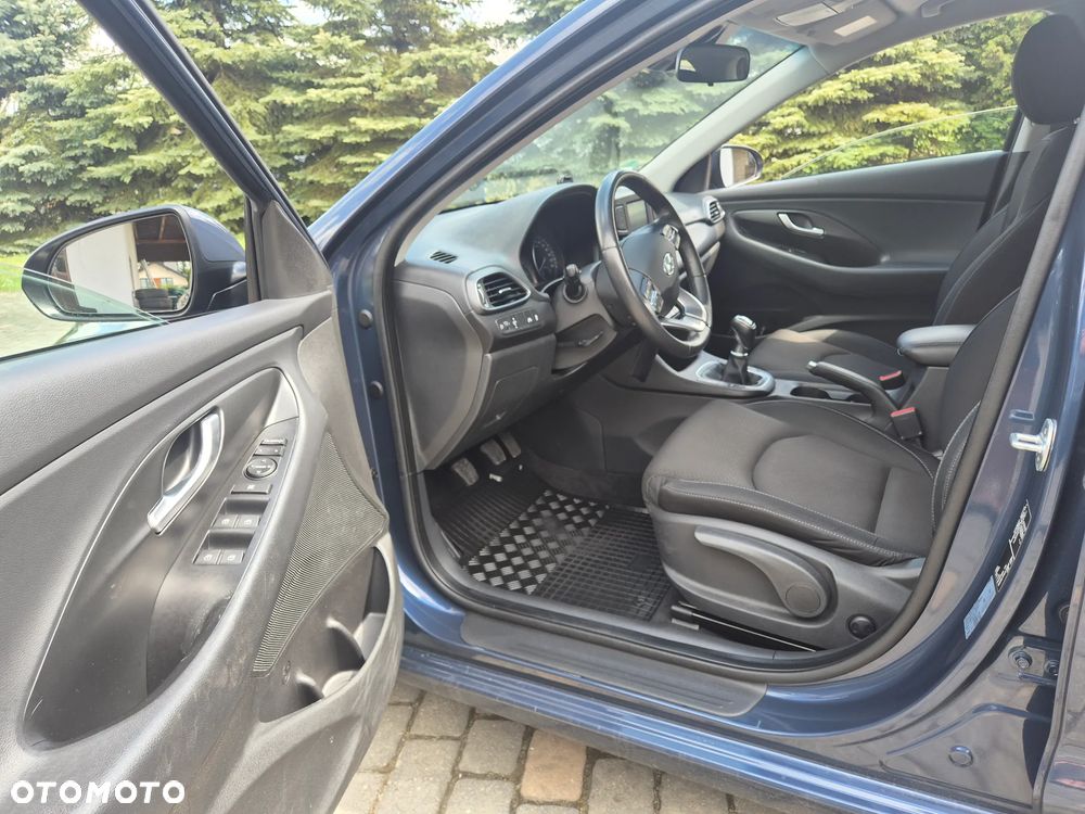 Hyundai i30 1.4 T-GDI Intro Edition - 10