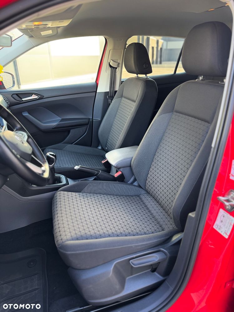 Volkswagen T-Cross - 17