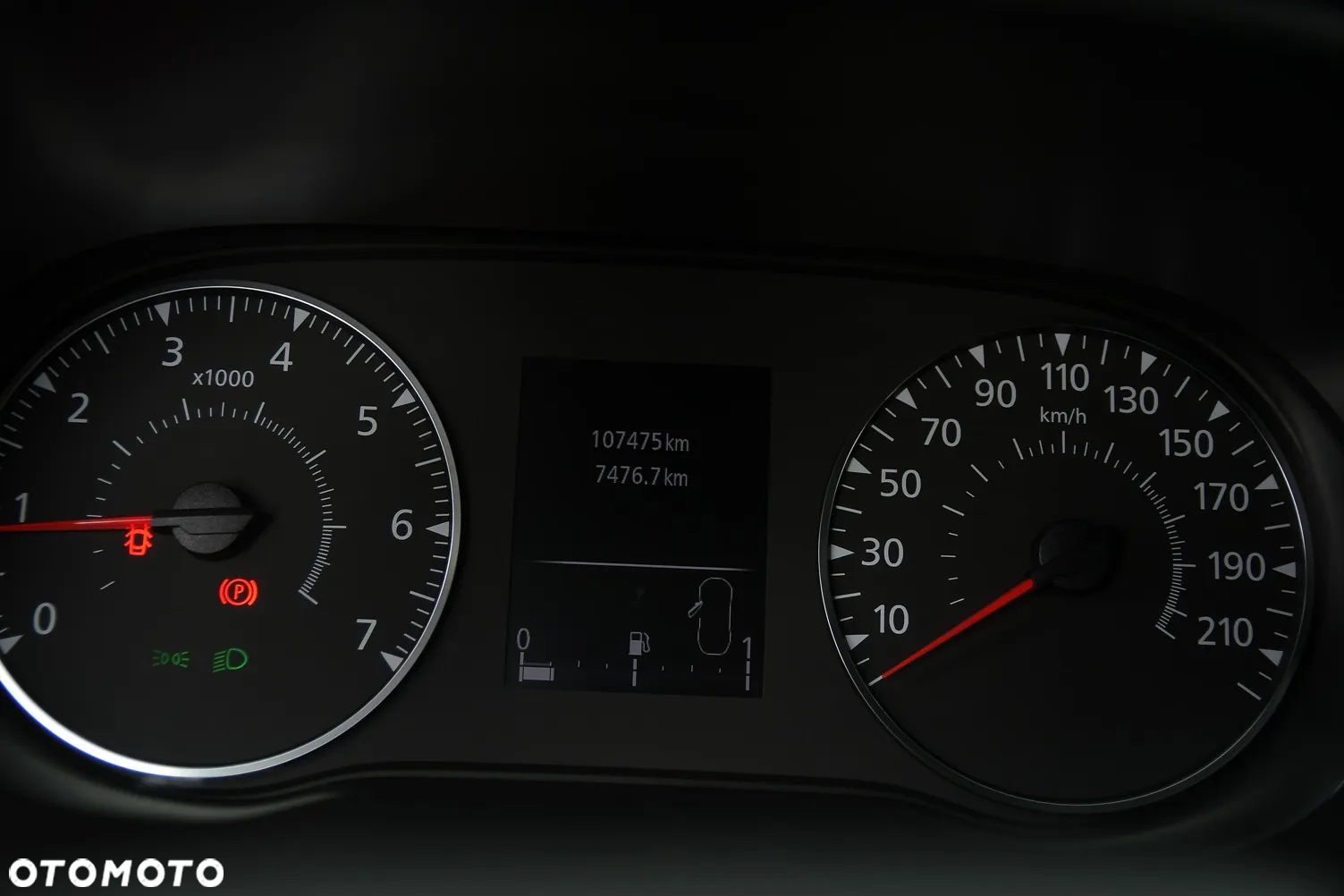 Dacia Duster 1.6 SCe Prestige - 29