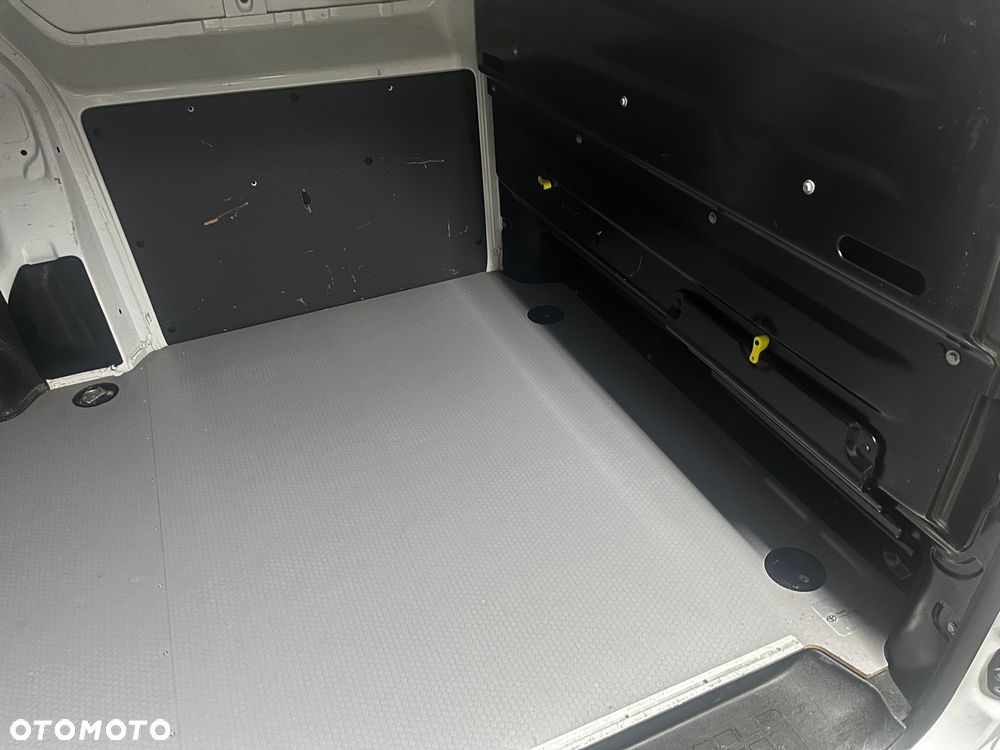 Toyota Proace - 10